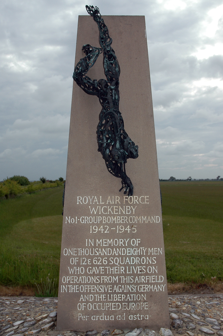 RAF Wickenby memorial